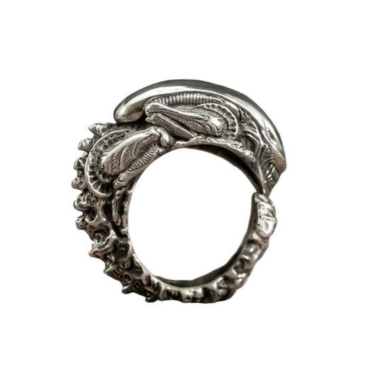Alien Xenomorph Ring