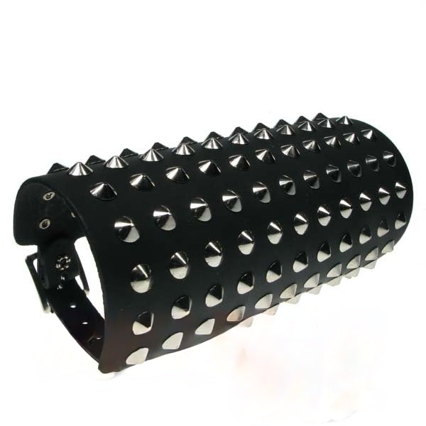 WB011 - 11 Row Conical Leather Wristband