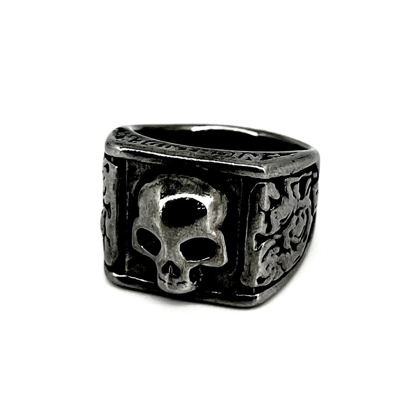 A8 Adorned Skull Ring