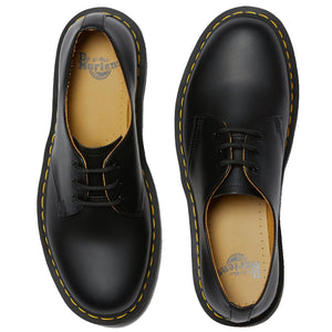 Dr. Martens Smooth Noir Shoe