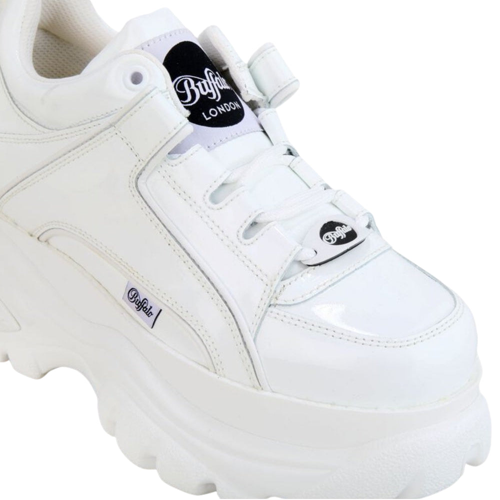 BUFFALO Classic Low White Patent Leather