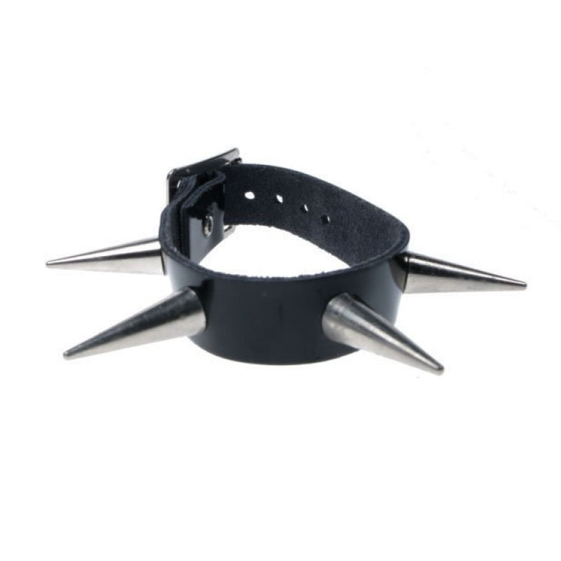 WB066 - 1 Row Extreme Spiked Leather Wristband